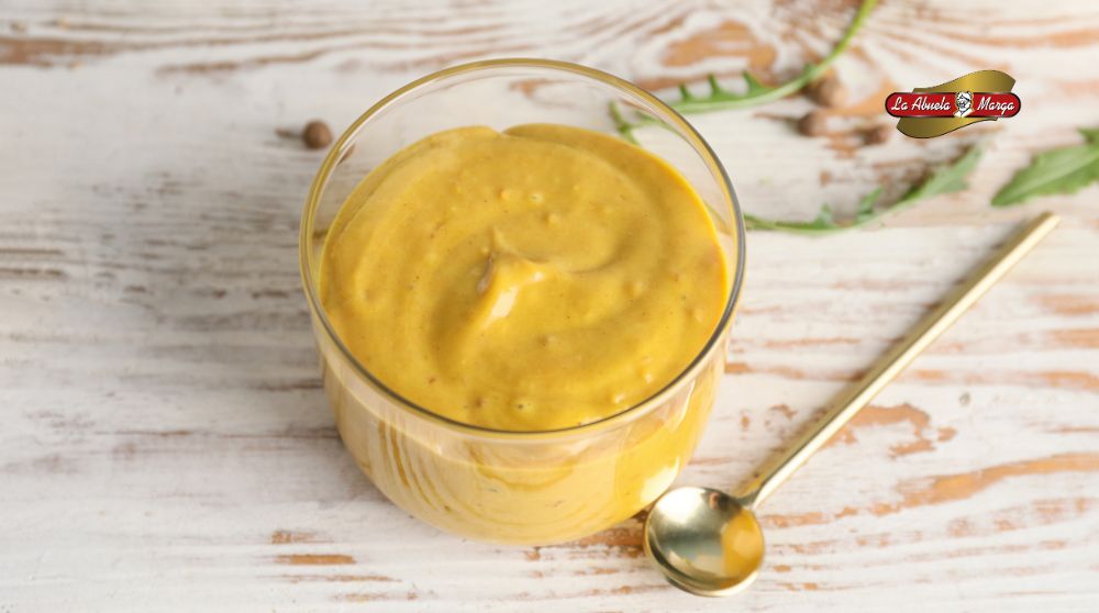 Salsa de mostaza y miel: el equilibrio perfecto entre dulce y salado.