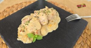 Solomillo de cerdo con salsa de miel y mostaza.